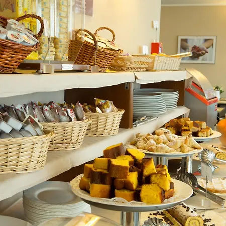 Regal Lejlighedshotel Brescia