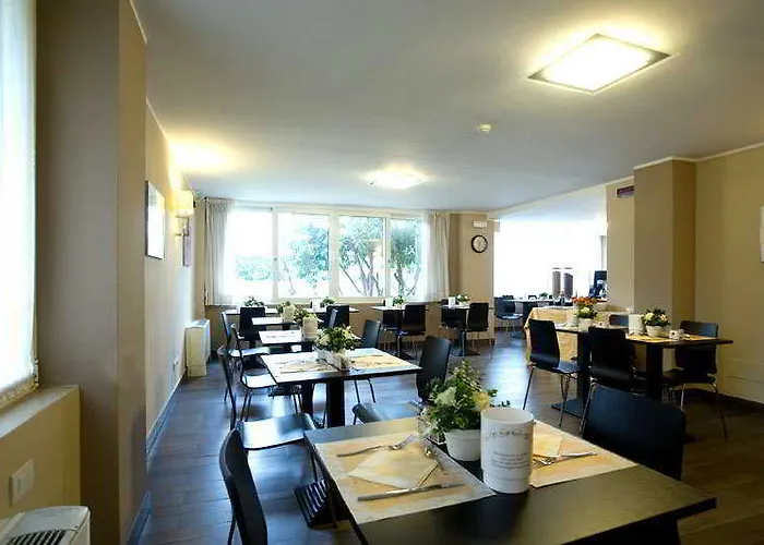 Lägenhetshotell Regal Brescia