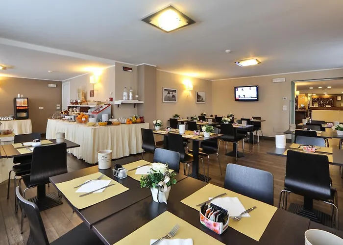 Apart-hotel Regal 3*