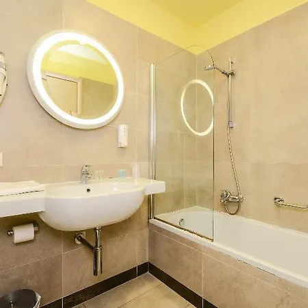Regal 3* Brescia