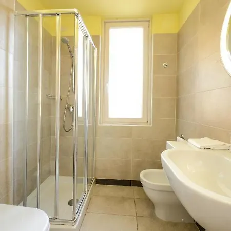 Regal 3*